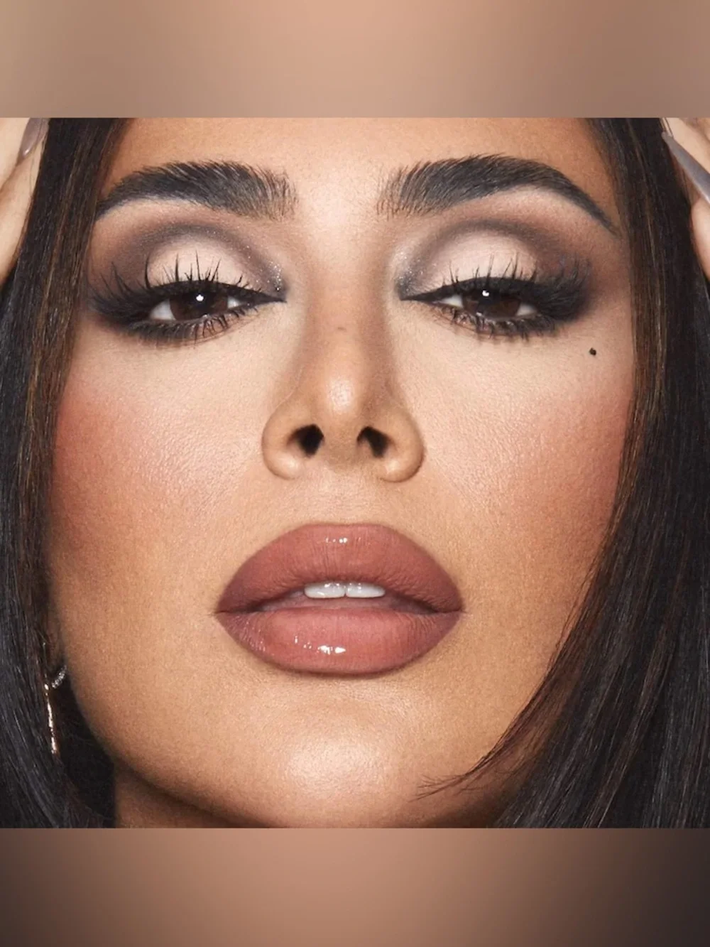 Huda Beauty Creamy Obsessions Eyeshadow Palette